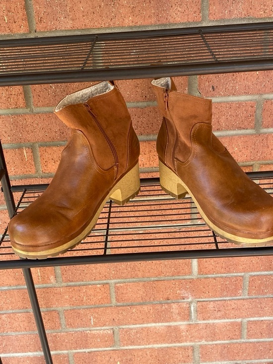 Shoes - Women's Brown Leather Ankle Boots - Cozy Lined Chelsea Style